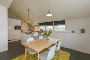 Welcome in - Bovenappartement Kon Emmaweg 6, Vrouwenpolder